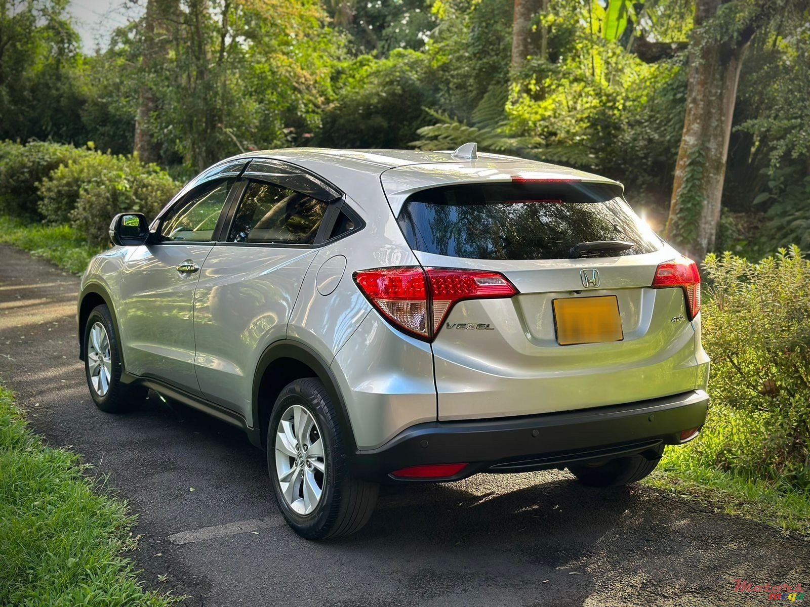 2014' Honda Vezel photo #5