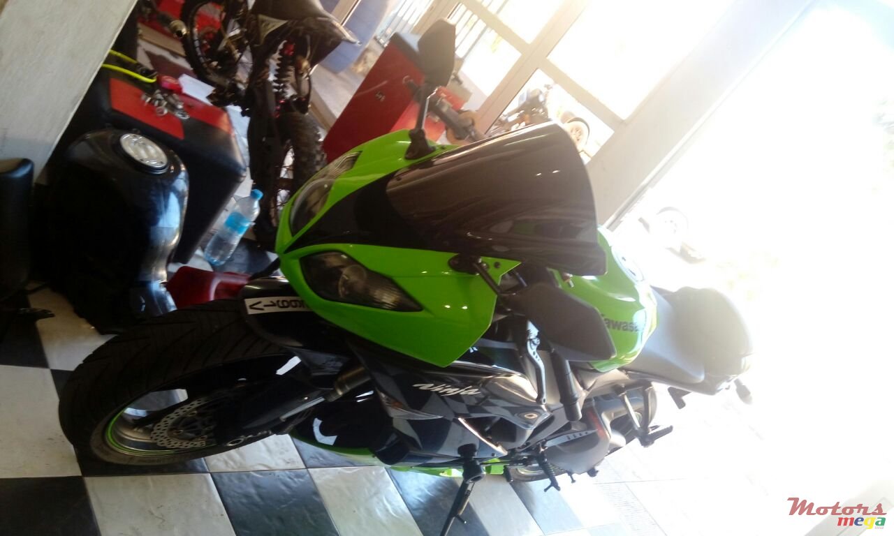 2010' Kawasaki Angel. Eyes photo #1