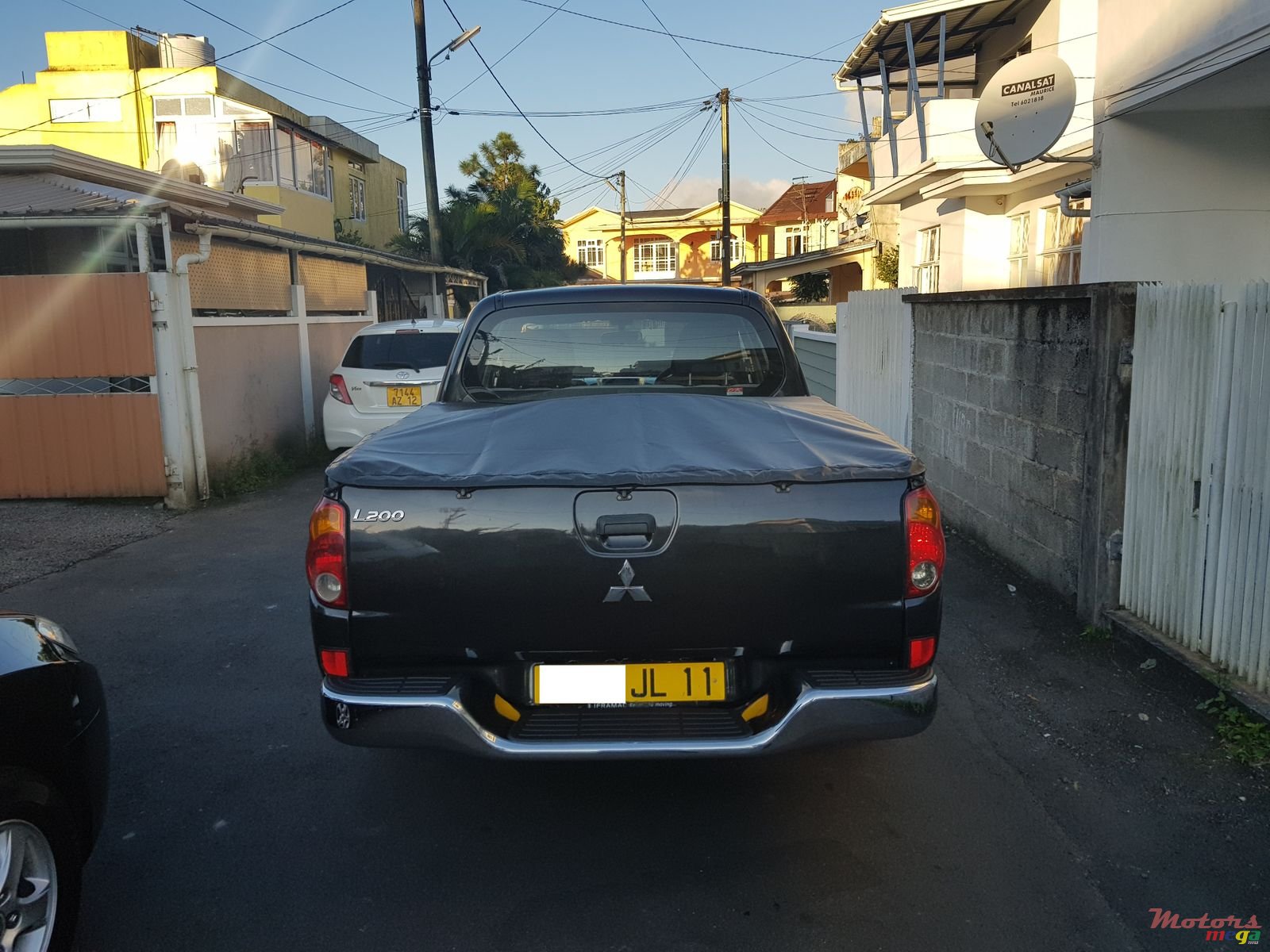 2011' Mitsubishi L 200 photo #4