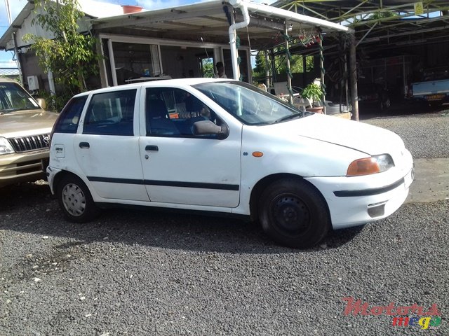 1998' Fiat Punto photo #3