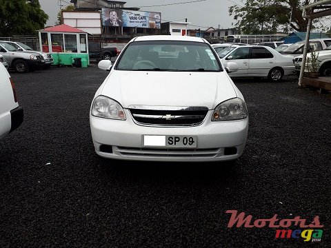 2009' Chevrolet Optra Autovan photo #2