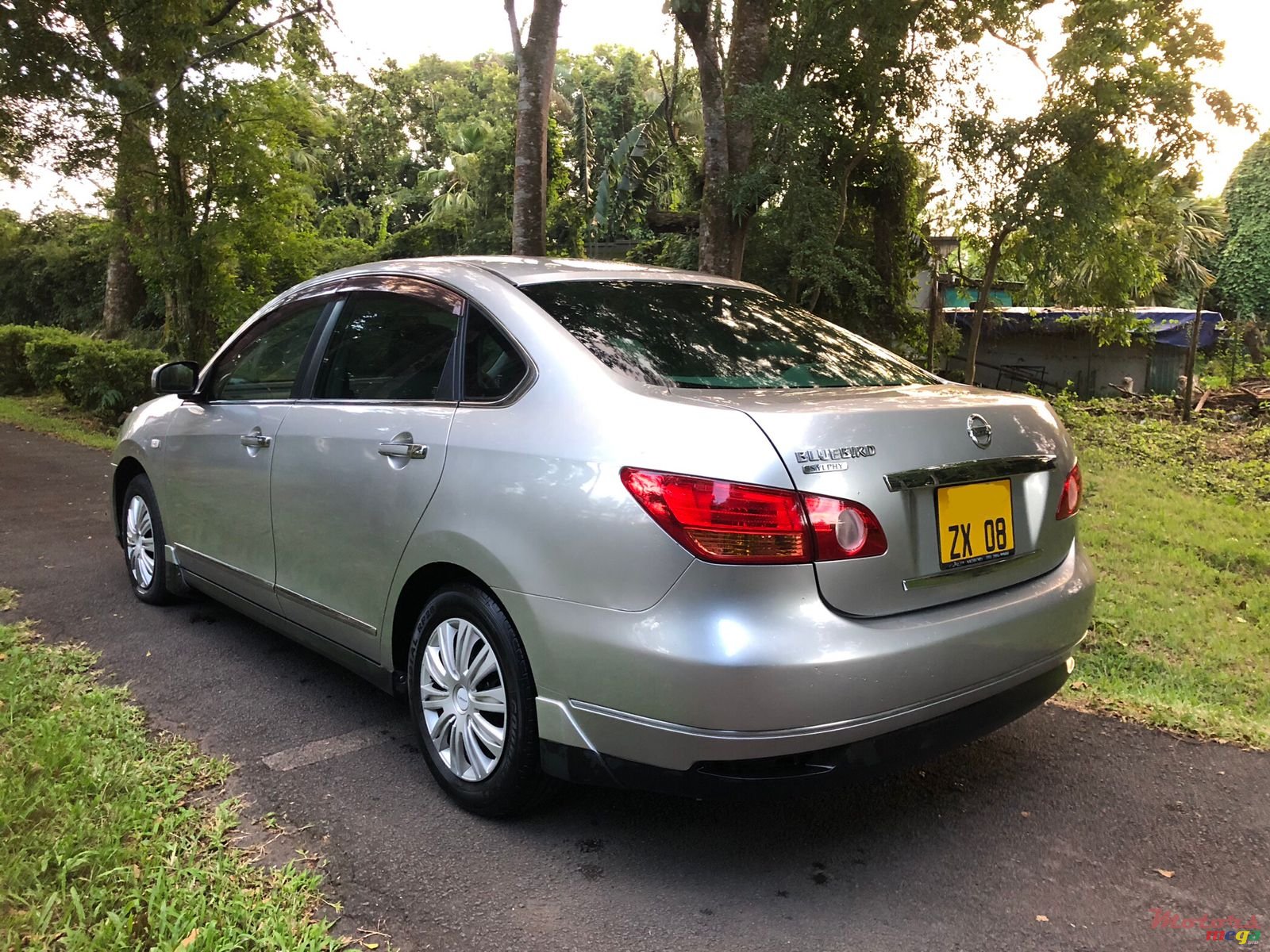2008' Nissan Bluebird photo #5