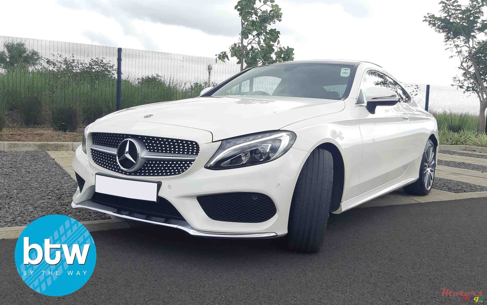 2017' Mercedes-Benz C-Class photo #2