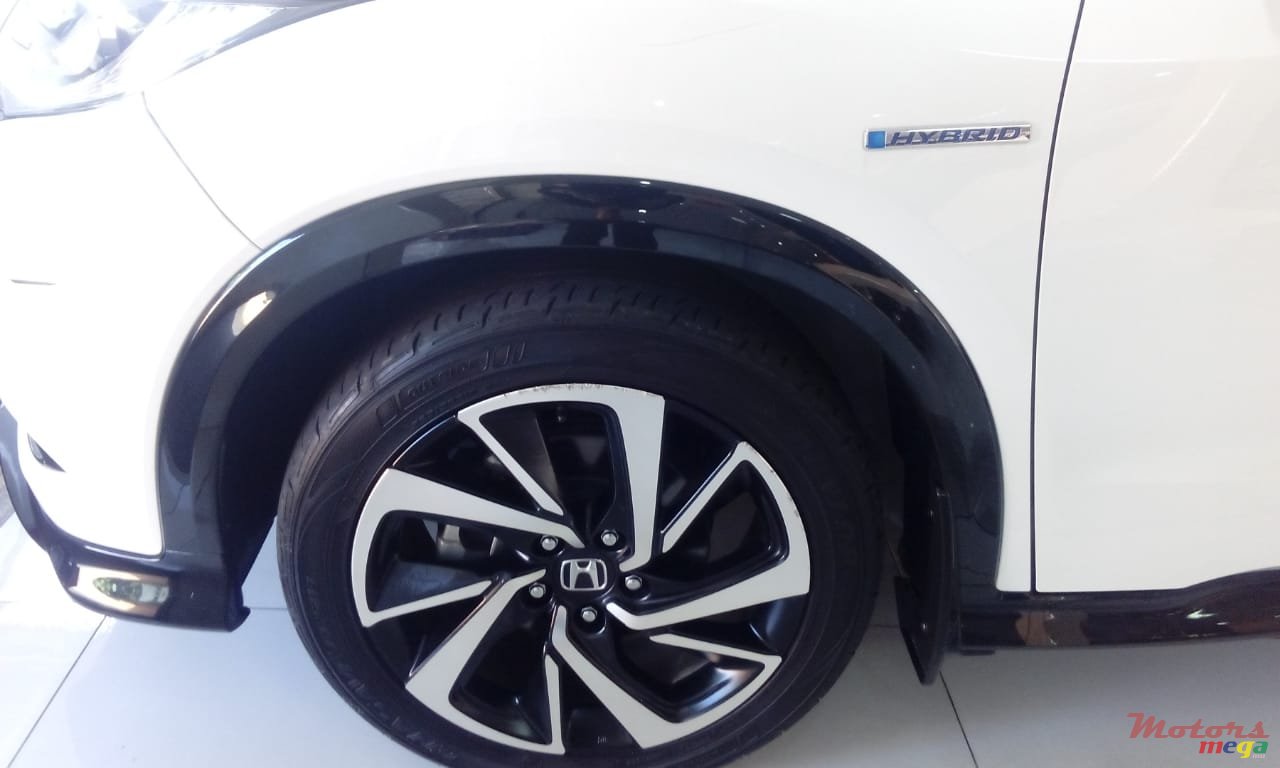 2017' Honda VEZEL RS SENSING photo #6