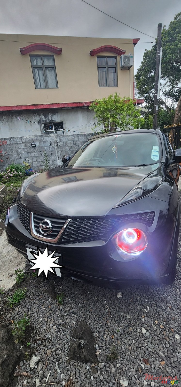 2010' Nissan Juke Headlight blackhousing photo #5