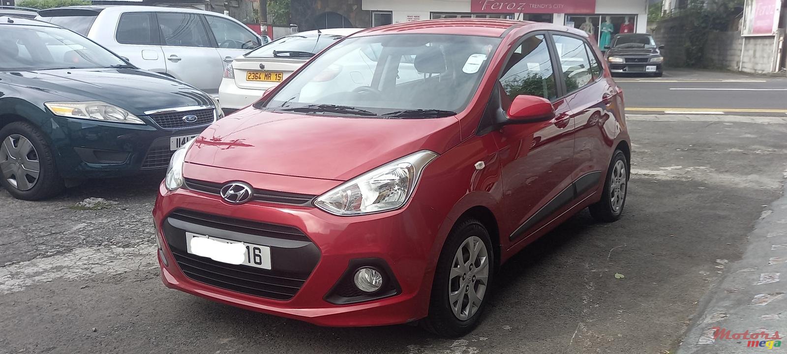 2016' Hyundai Grand i10 photo #2