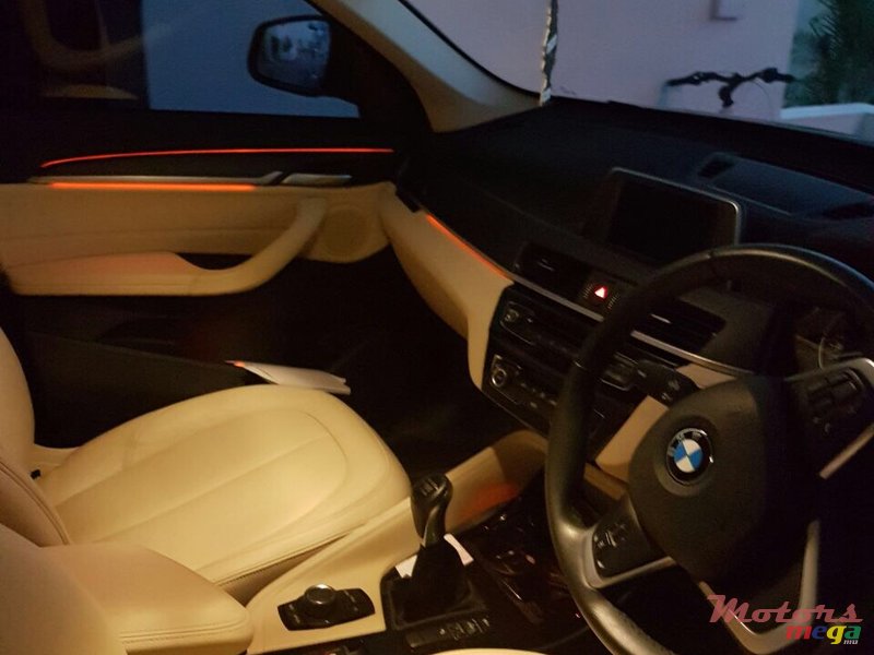 2017' BMW X1 sDrive18i X-Line photo #6