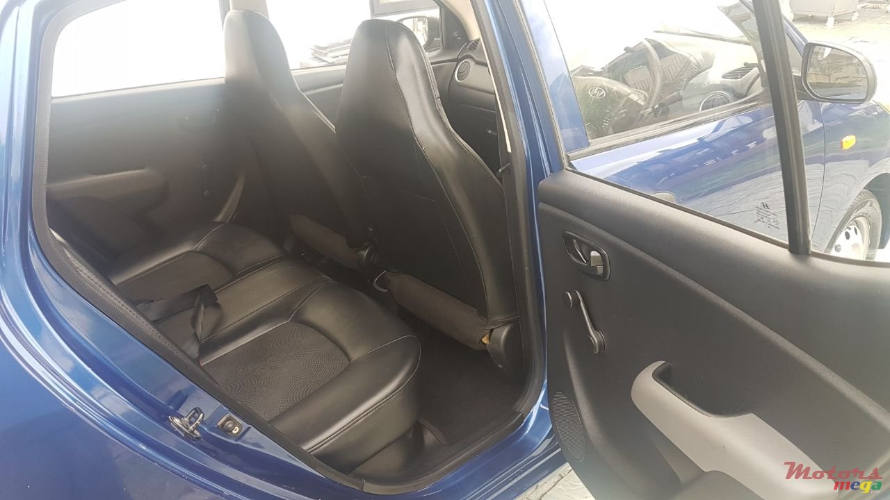 2012' Hyundai i10 photo #6