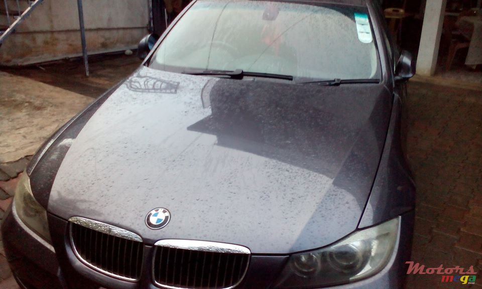 2007' BMW 3 Series Sedan photo #1