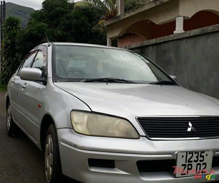 2002' Mitsubishi Lancer GLX photo #5