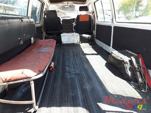 2001' Nissan Urvan Goods Vehicle photo #6