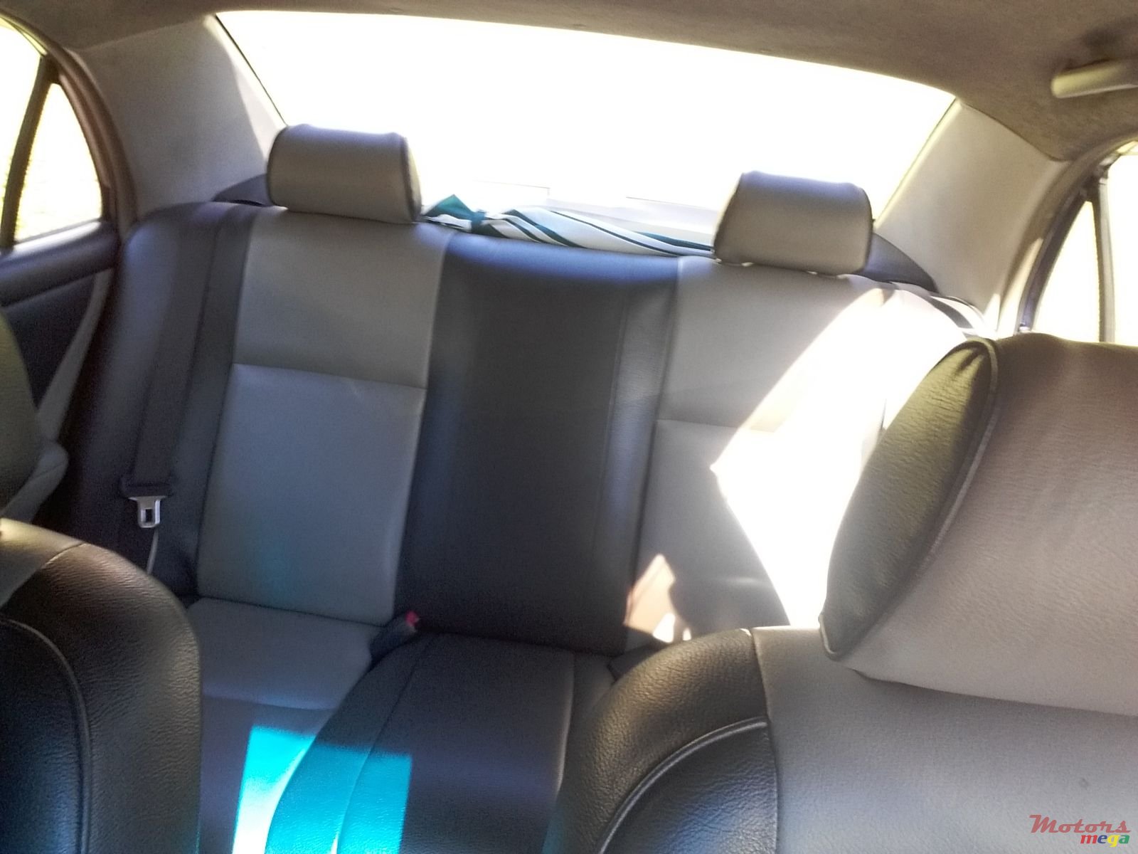 2001' Toyota Corolla photo #4