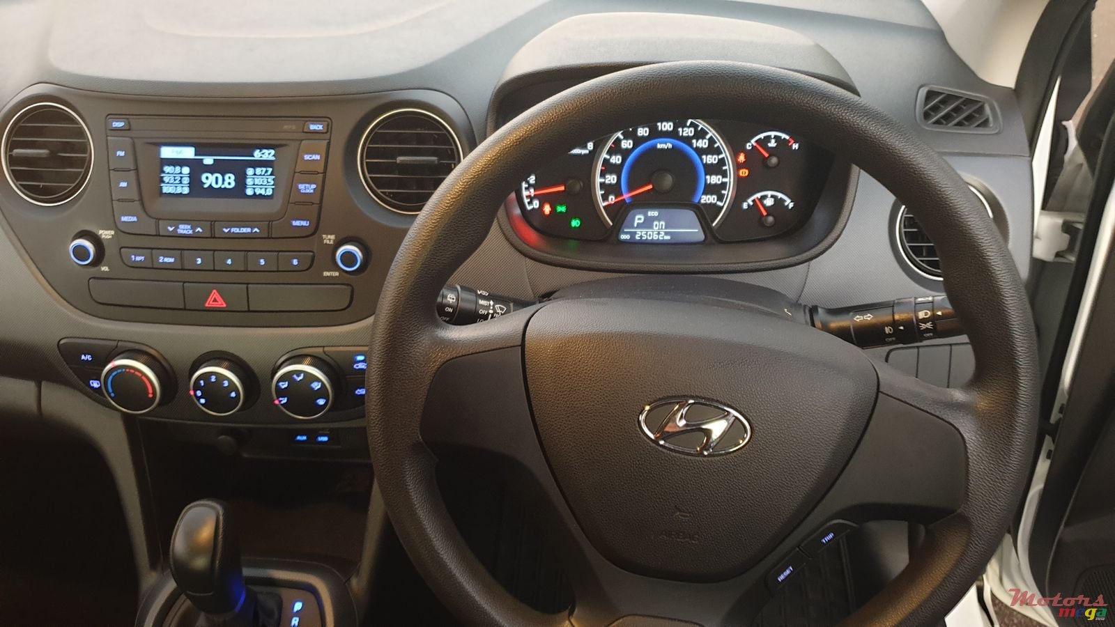 2019' Hyundai i10 photo #3