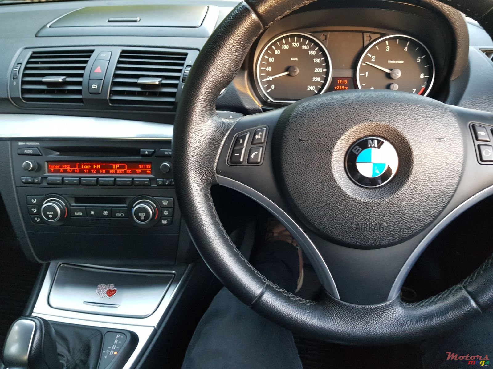 2009' BMW 116 AUTOMATIC photo #6