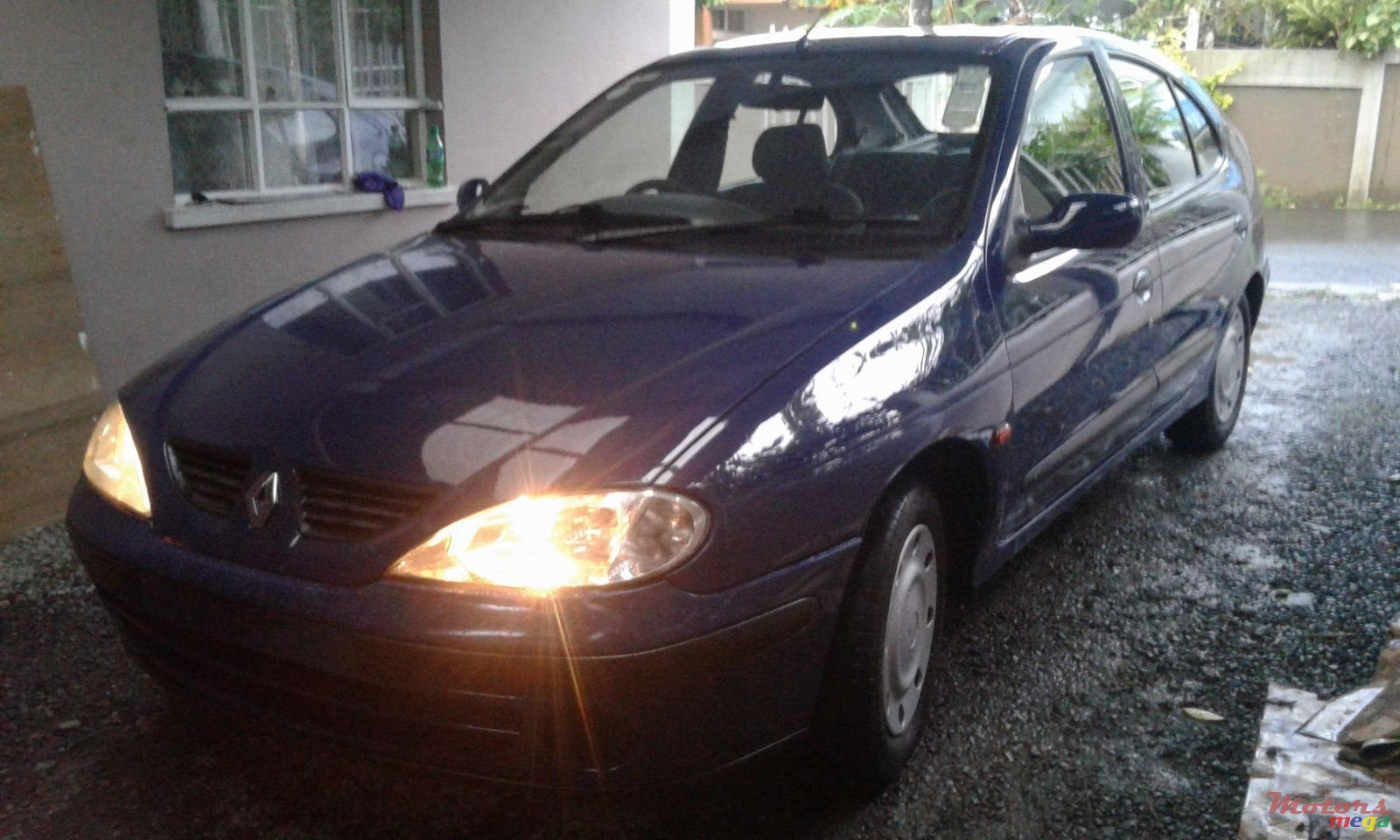 2000' Renault Megane photo #1