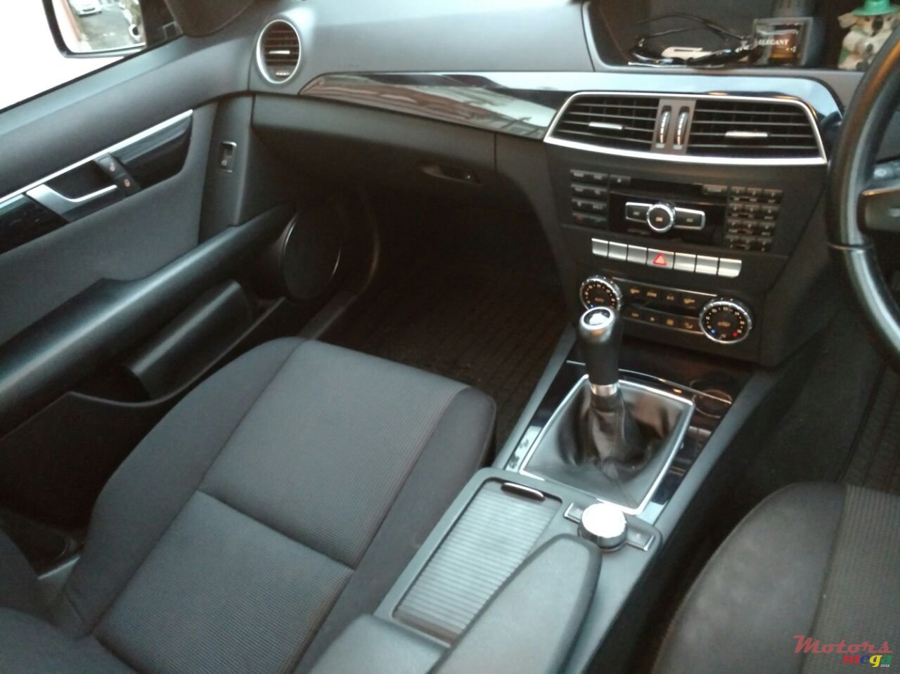 2011' Mercedes-Benz CL 180 photo #3