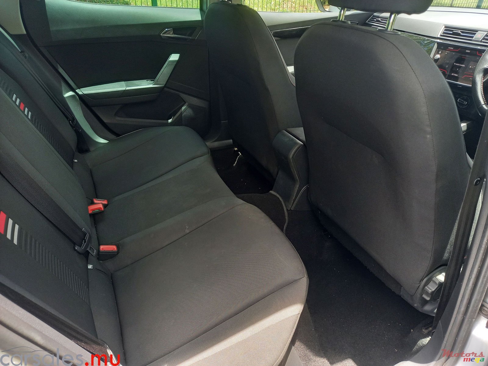 2019' SEAT Ibiza FR 1.6 photo #5