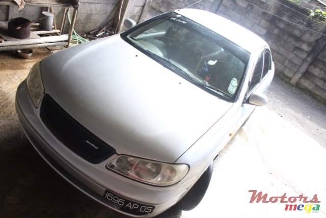2005' Nissan Sunny photo #2