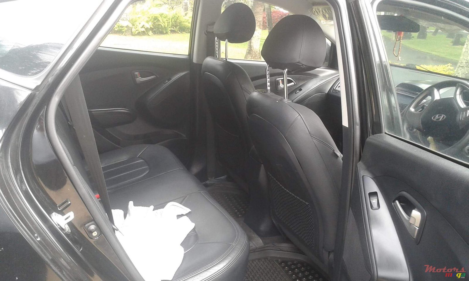 2011' Hyundai ix35 photo #3