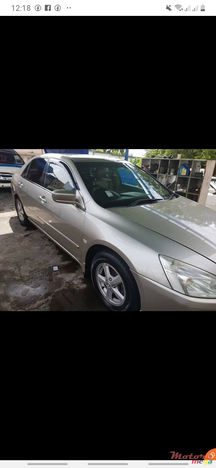 2006' Honda Accord photo #5