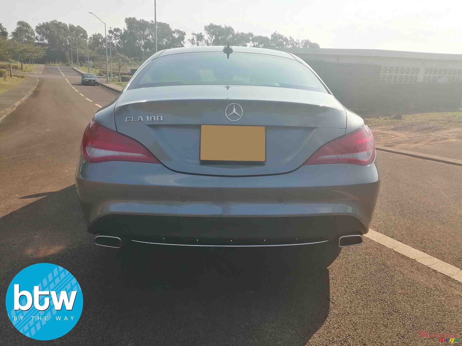 2014' Mercedes-Benz CLA 180 photo #3