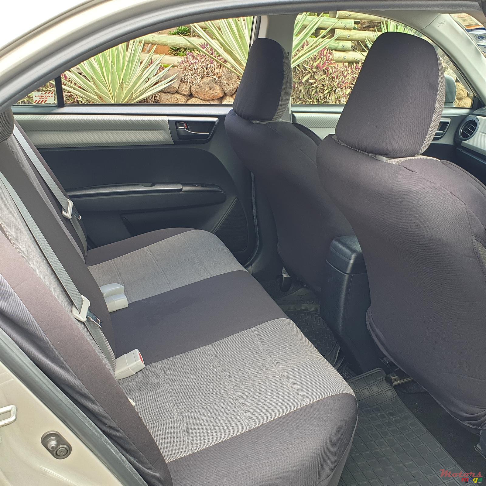 2012' Toyota Axio photo #4