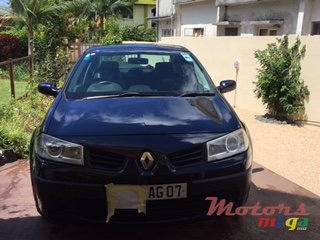 2007' Renault Megane photo #1