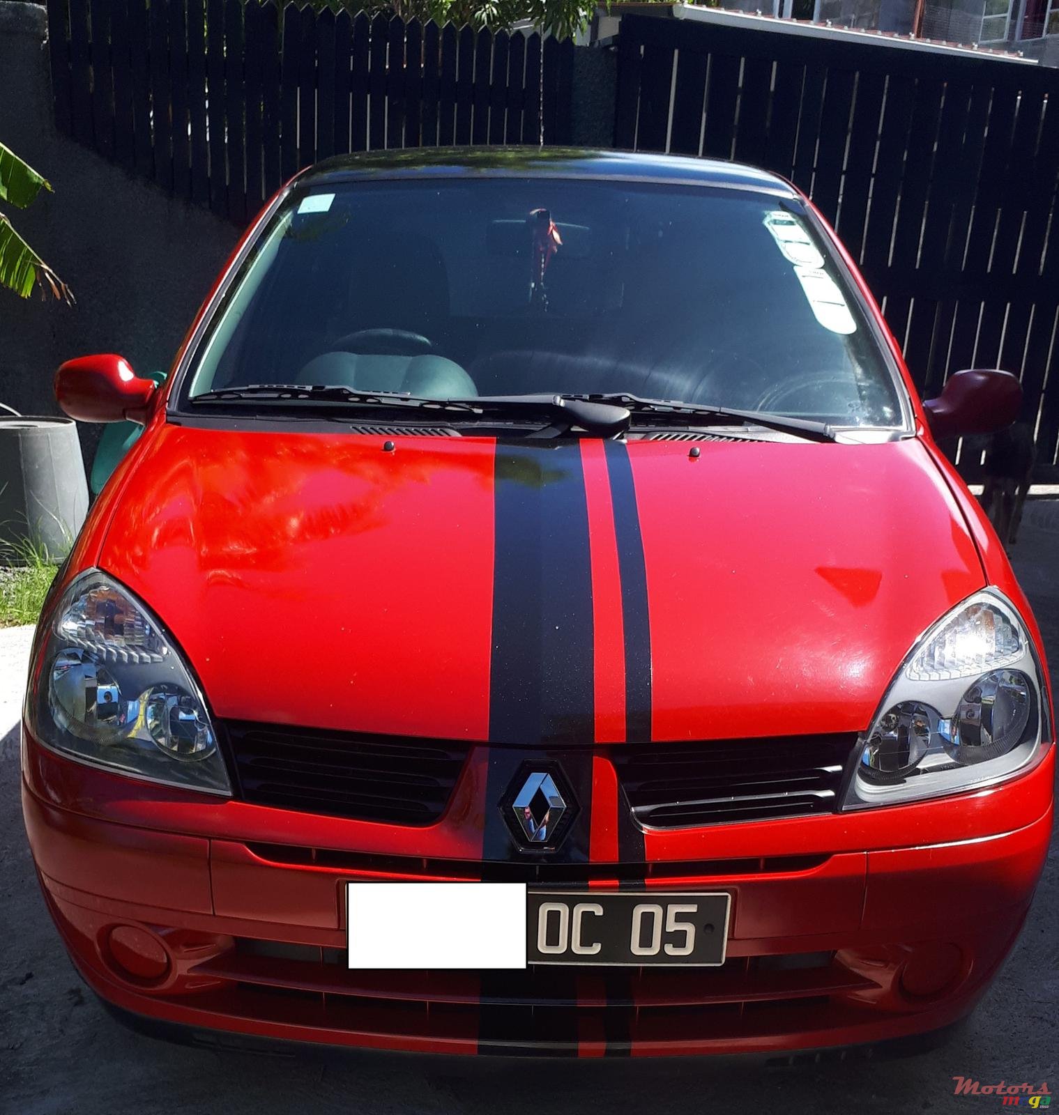 2005' Renault Clio photo #6