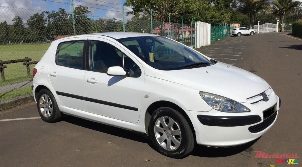 2002' Peugeot 307 photo #2