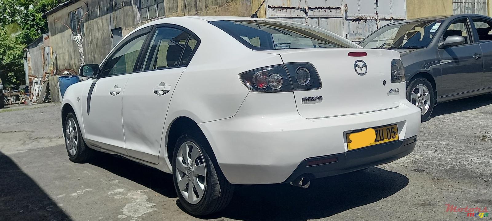 2005' Mazda Axela photo #4