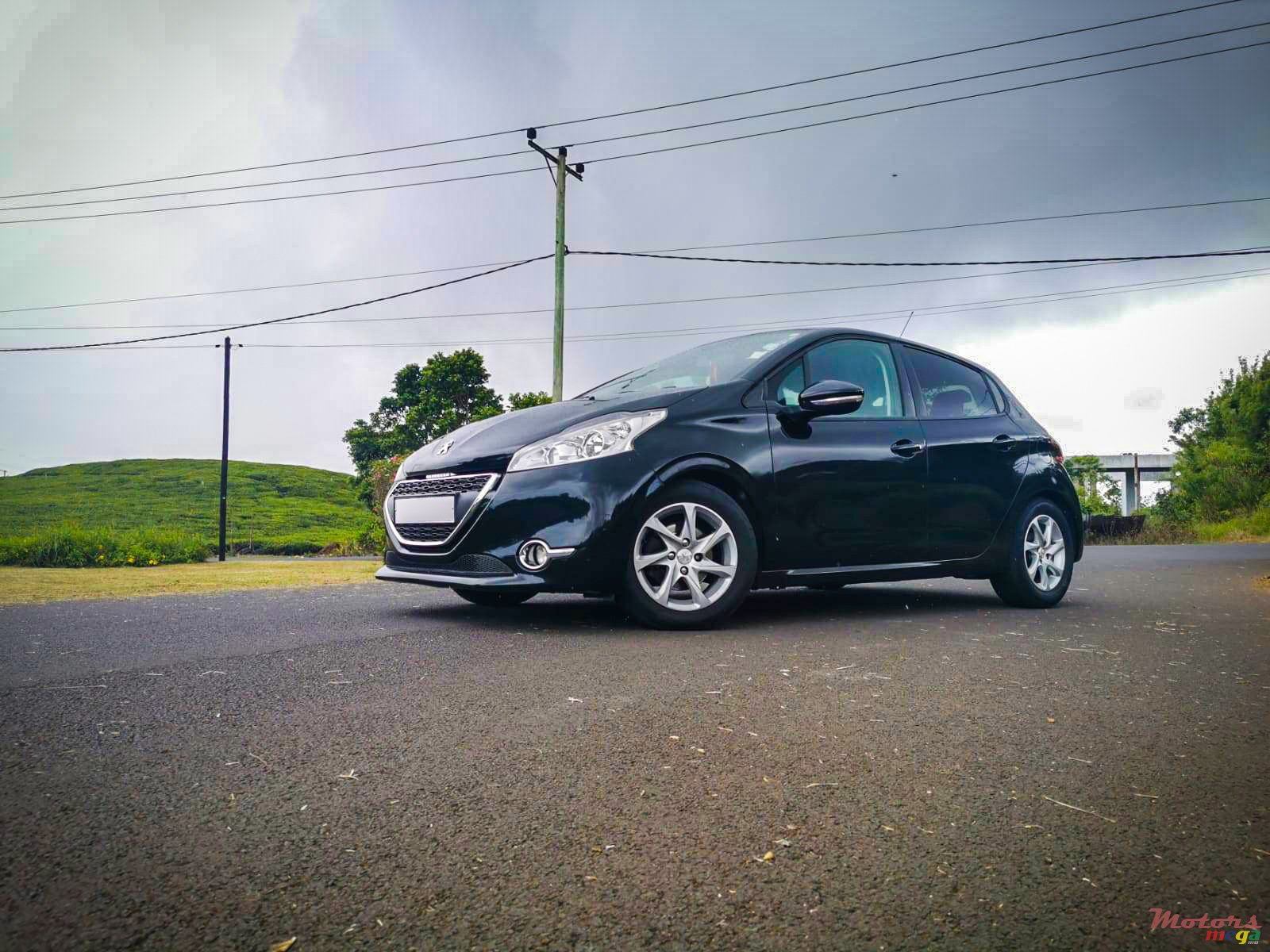 2014' Peugeot 208 photo #1