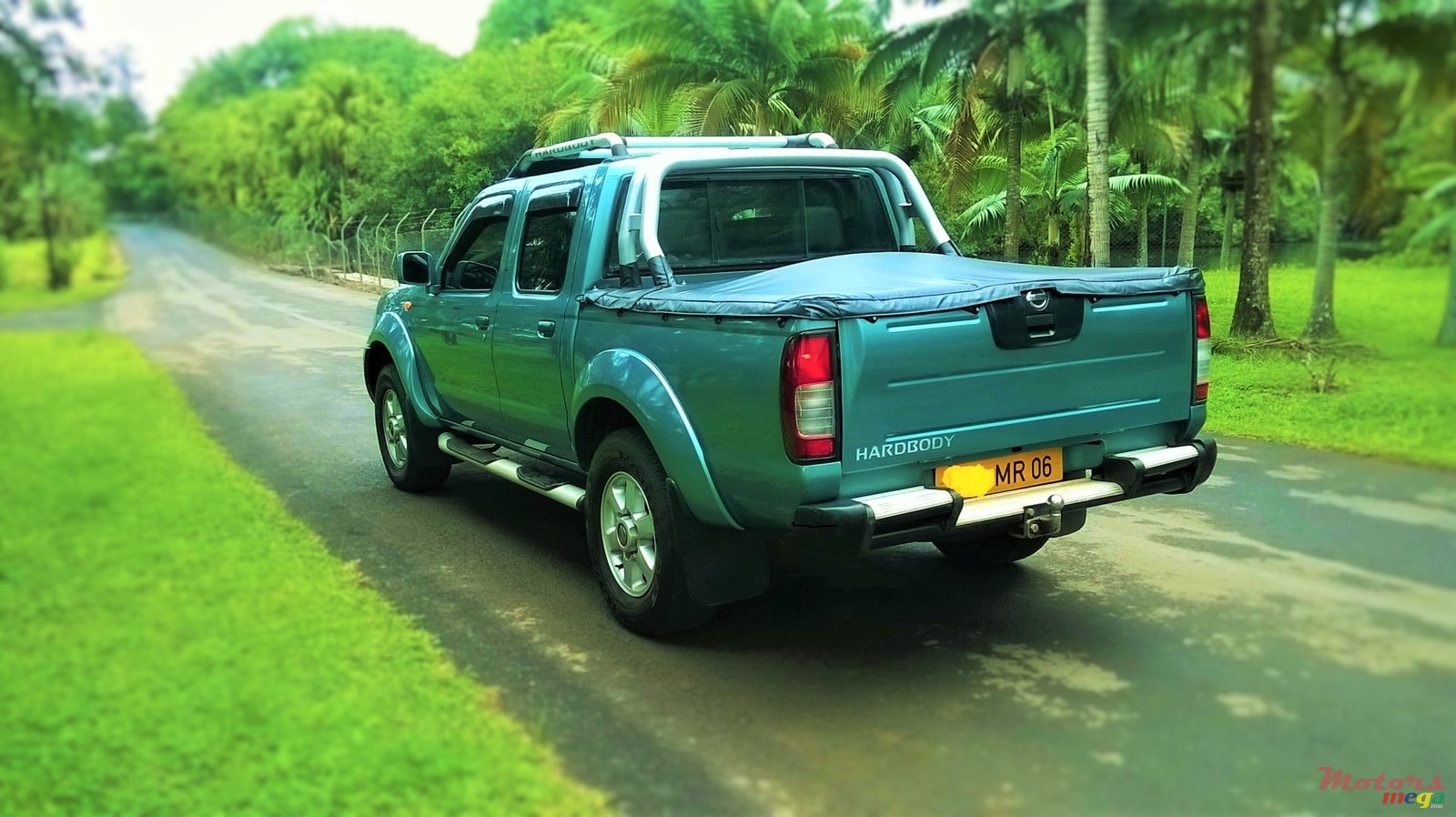 2006' Nissan Hardbody Predator 3.0 photo #2