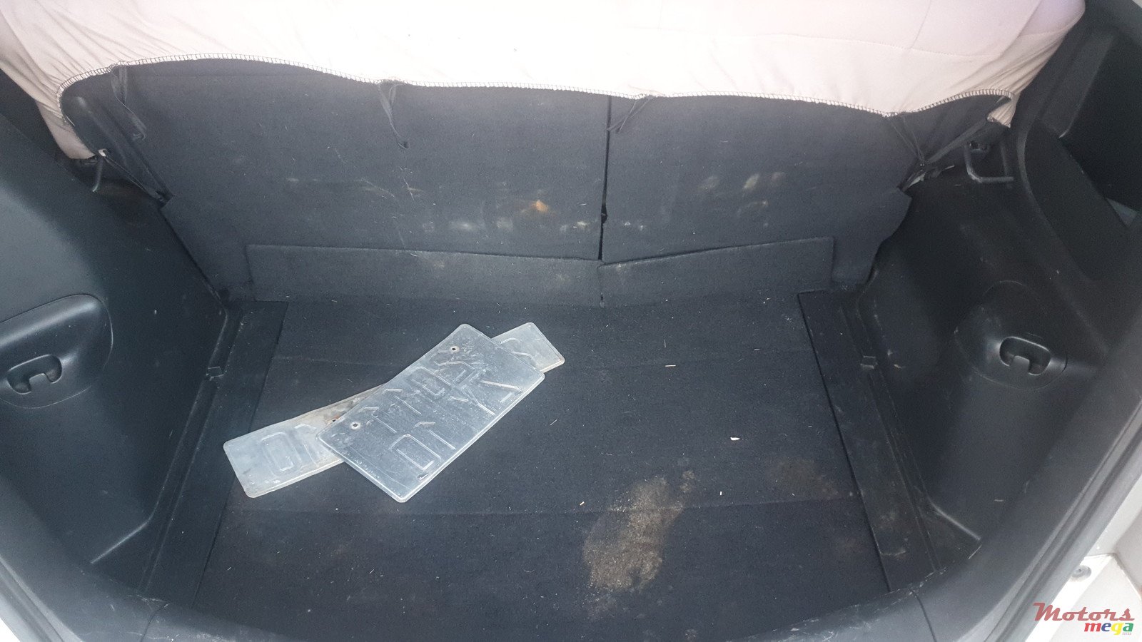 2010' Honda Fit photo #7