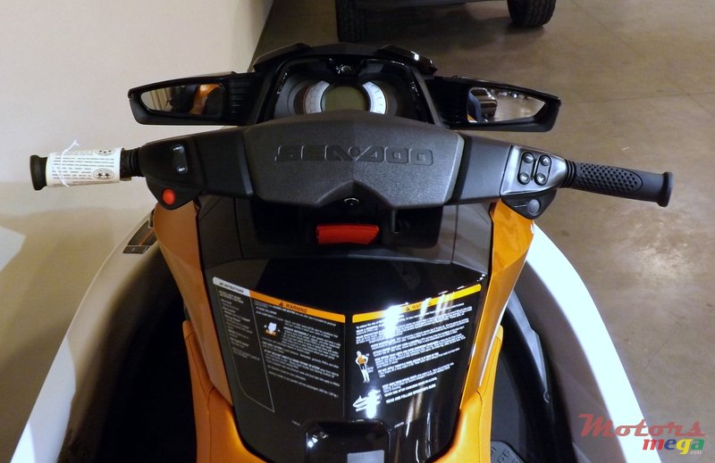 2014' Sea Doo photo #5