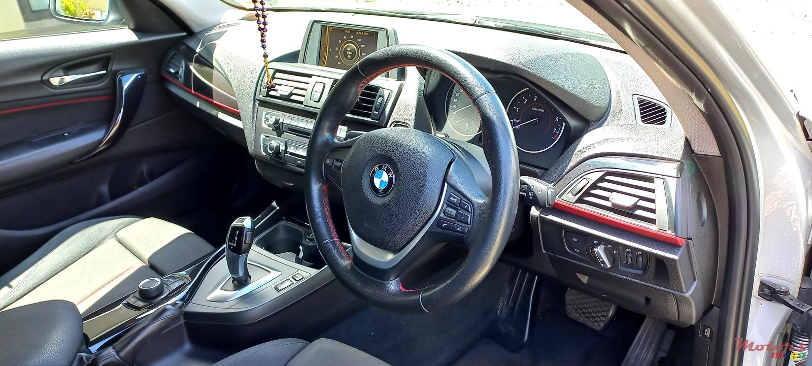 2012' BMW 1 Series photo #3