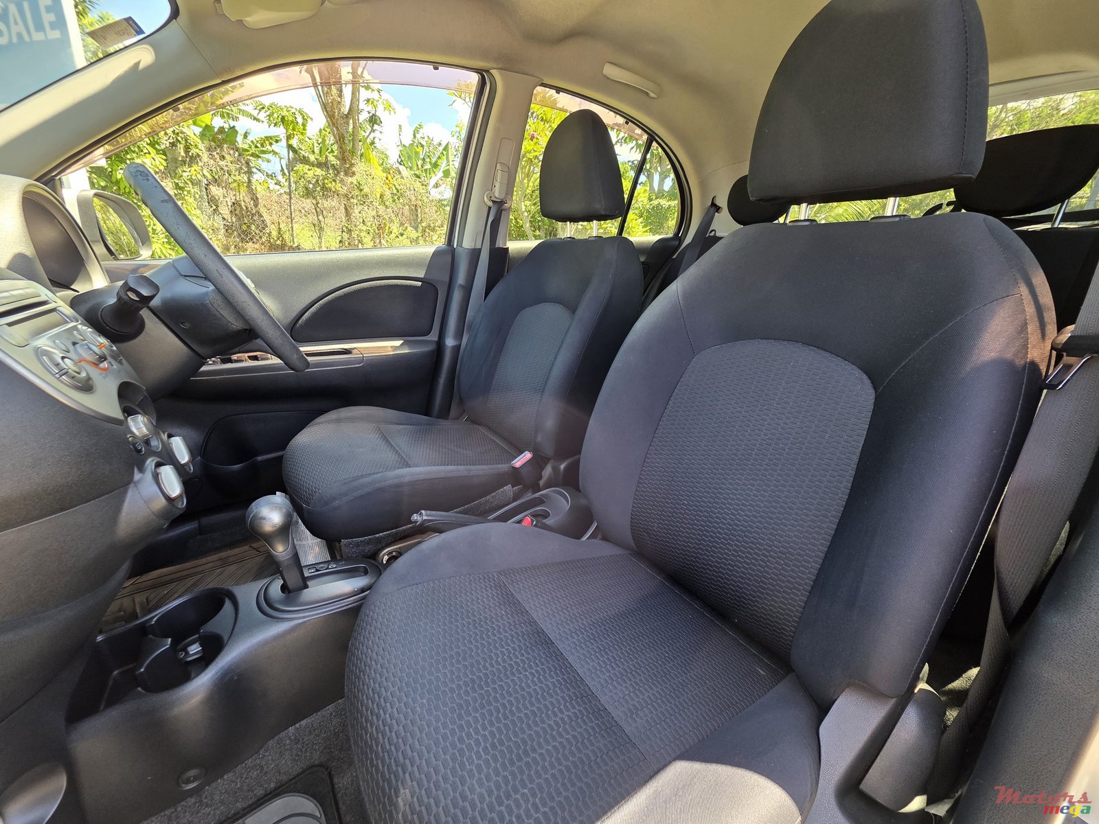 2011' Nissan March photo #7