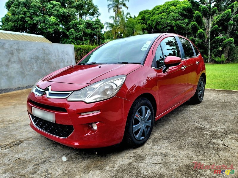 2013' Citroen C3 Turbo Diesel photo #5