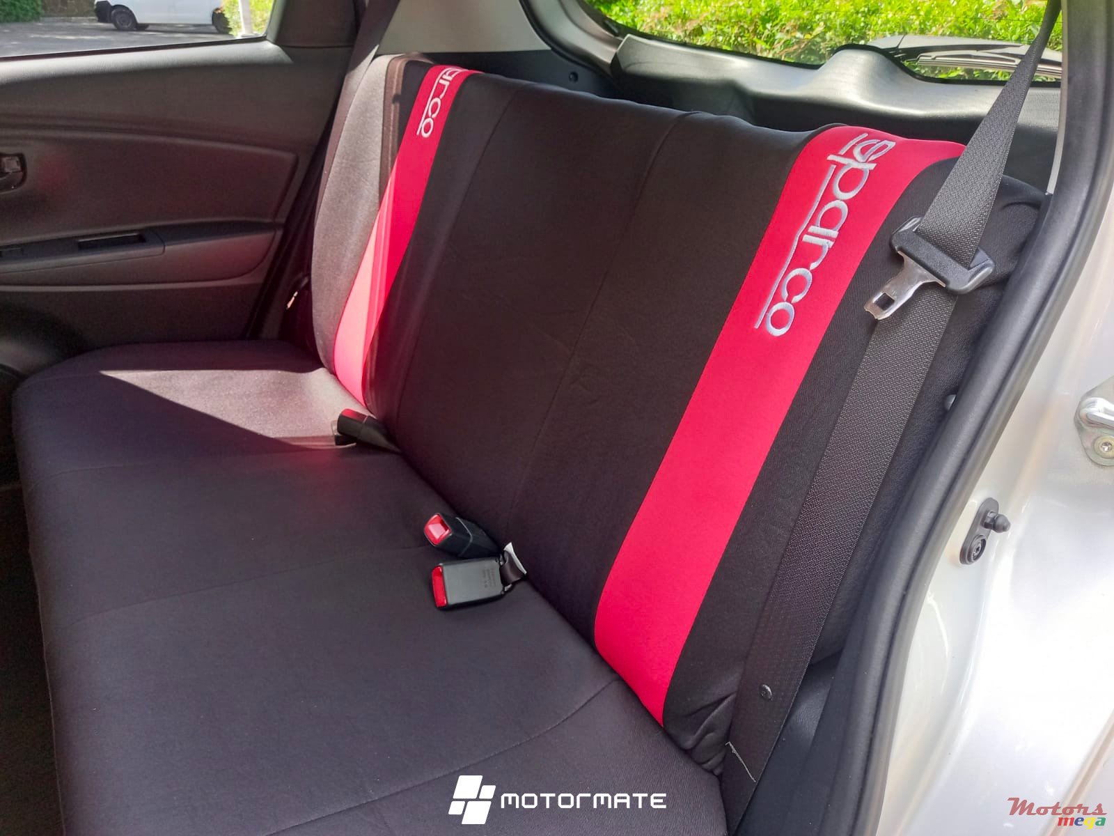 2019' Toyota Vitz photo #4