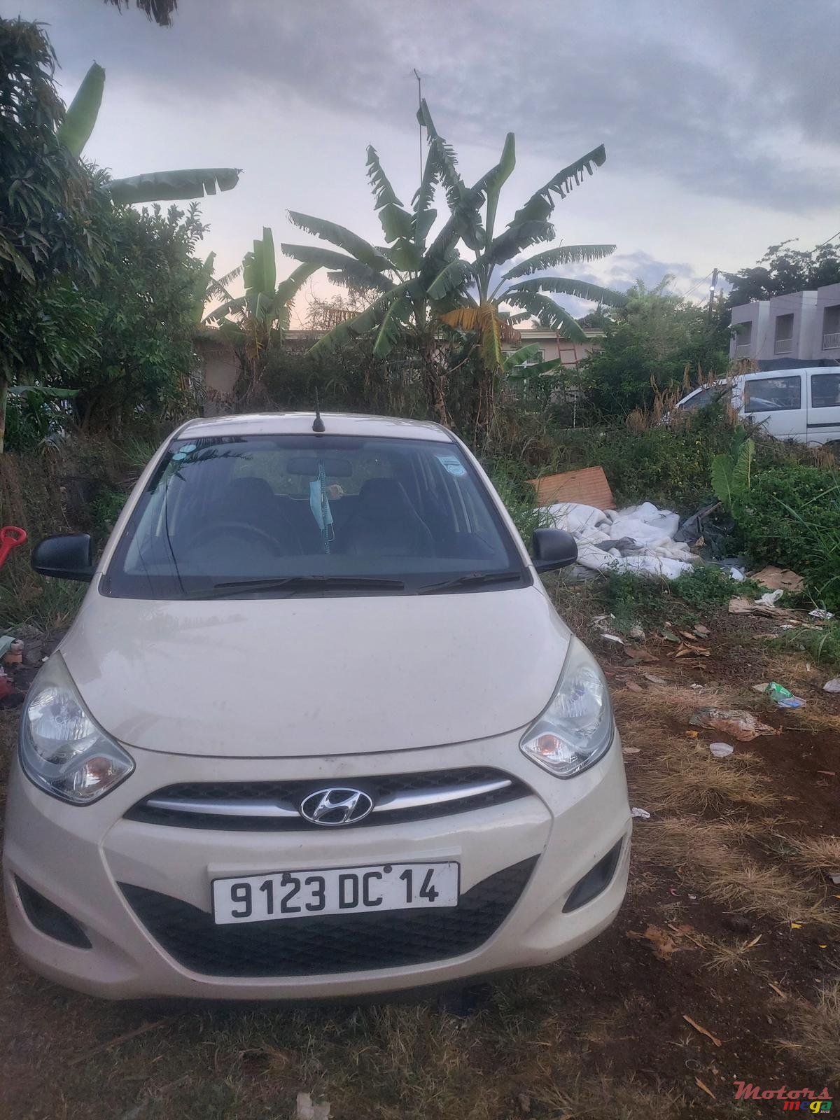 2014' Hyundai i10 photo #2