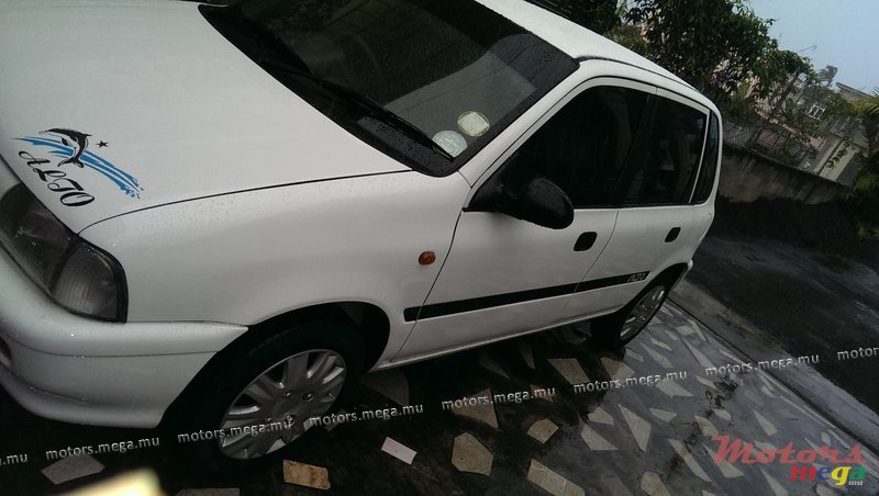 2002' Suzuki photo #1