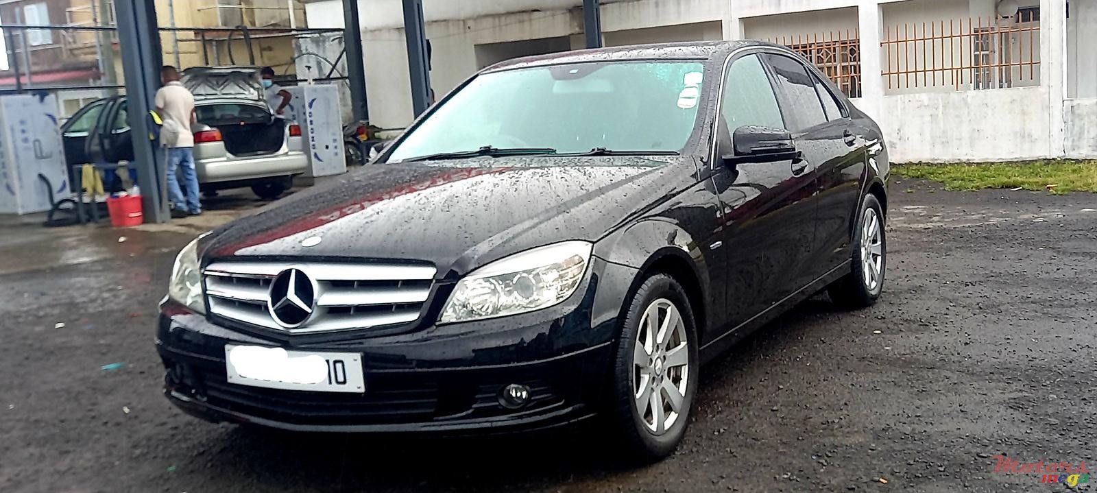 2010' Mercedes-Benz C180 photo #1