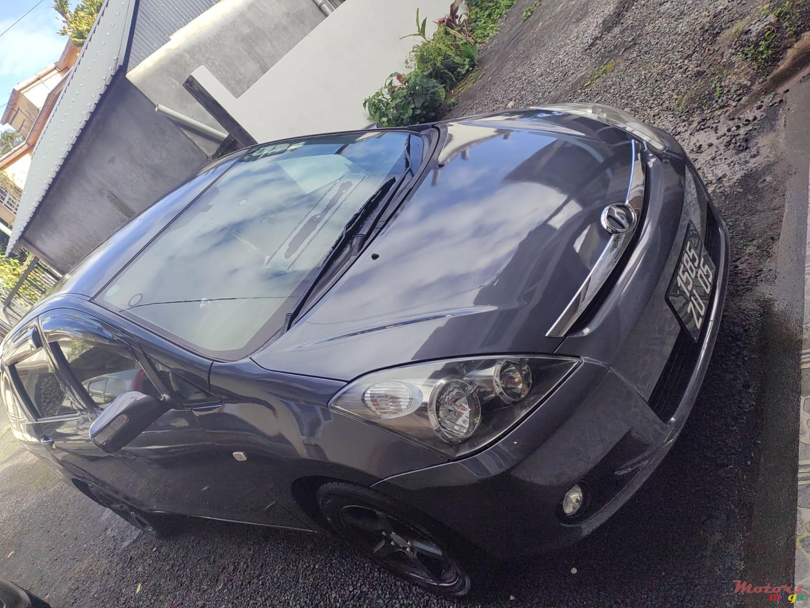 2005' Toyota Wish photo #2