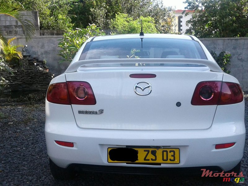 2003' Mazda Axela photo #3