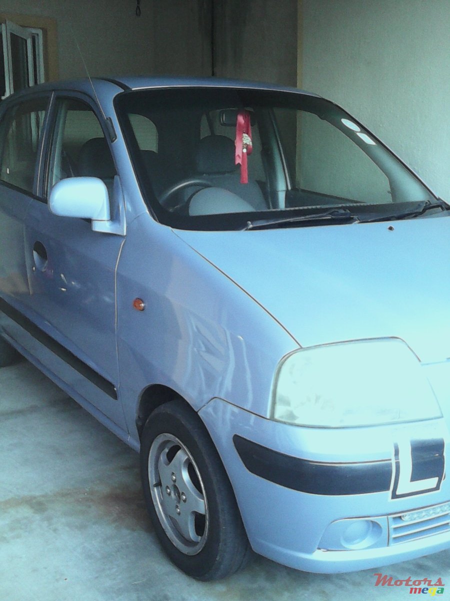 2004' Hyundai photo #1