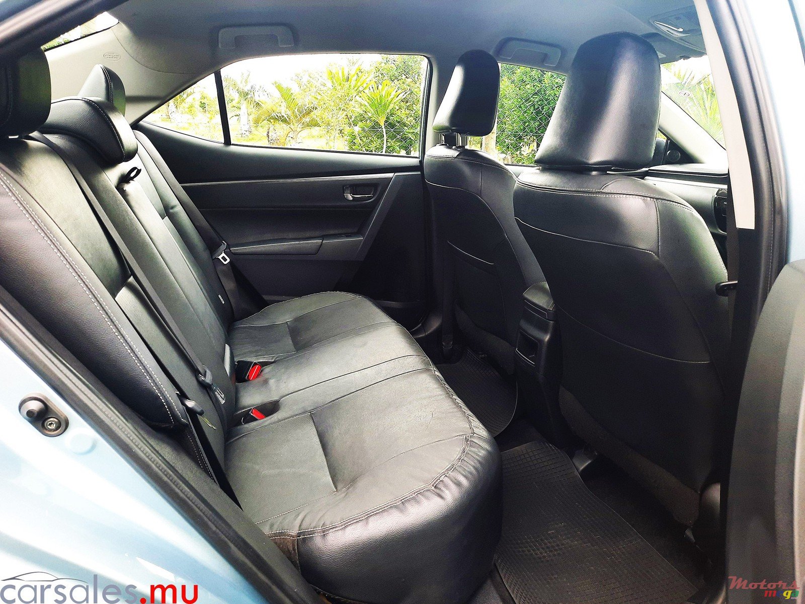 2017' Toyota Corolla 1.6 Sedan photo #5