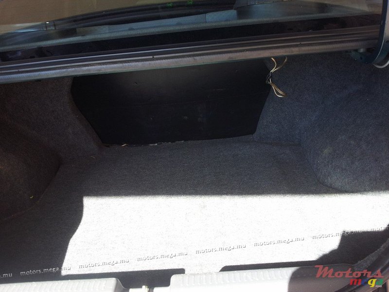 2002' Mitsubishi photo #5