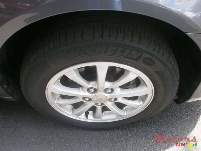 2011' Mitsubishi Lancer X photo #7