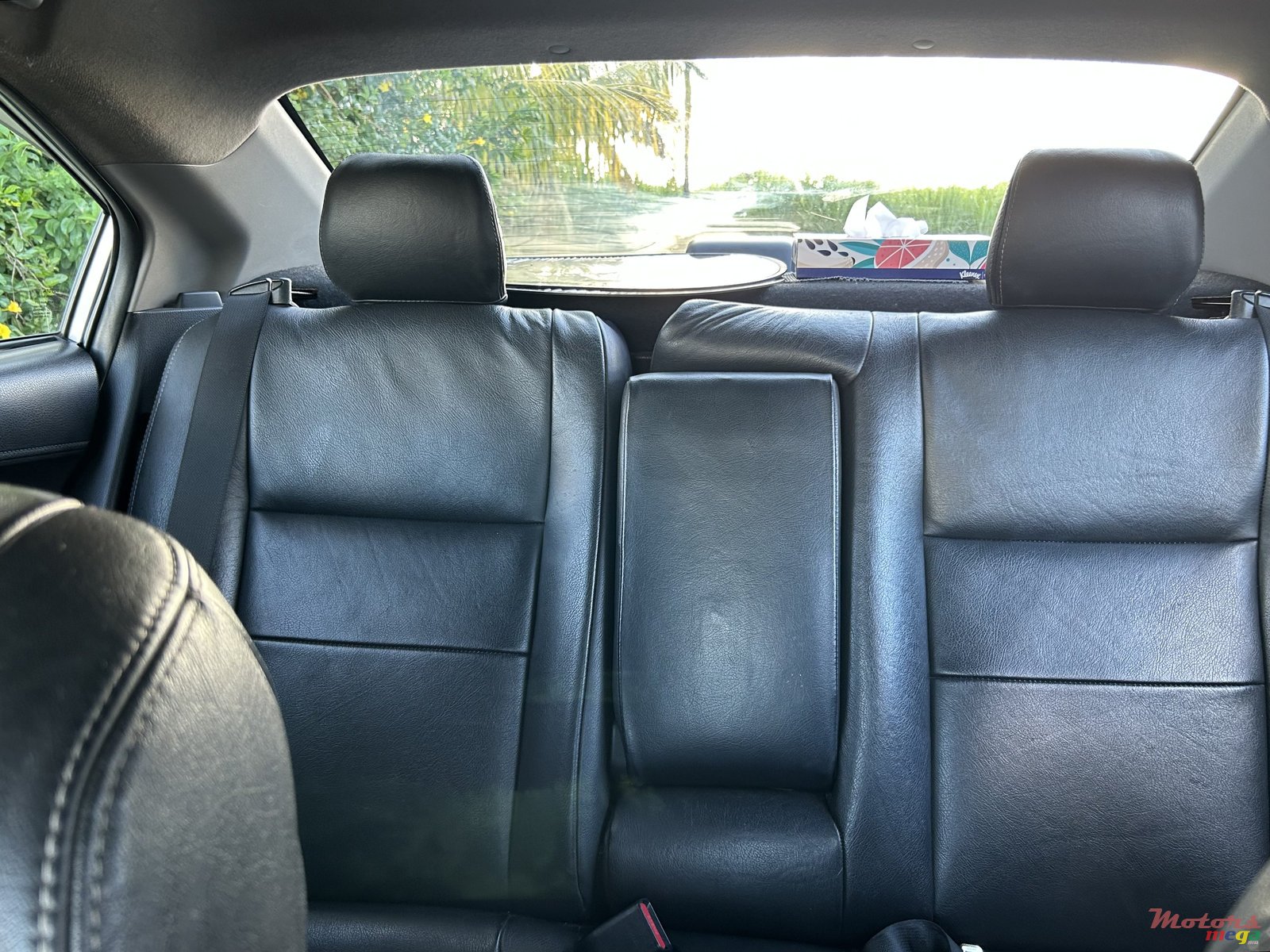 2013' Toyota Yaris photo #6