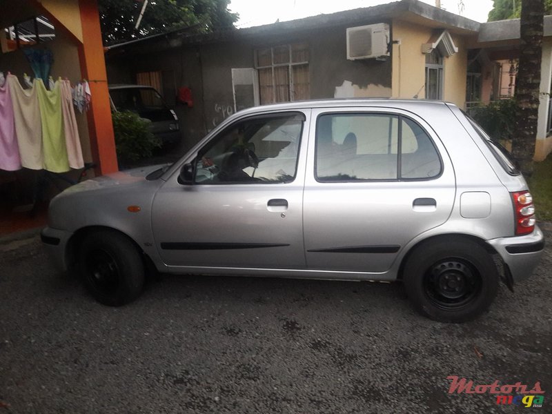 1999' Nissan Micra photo #1