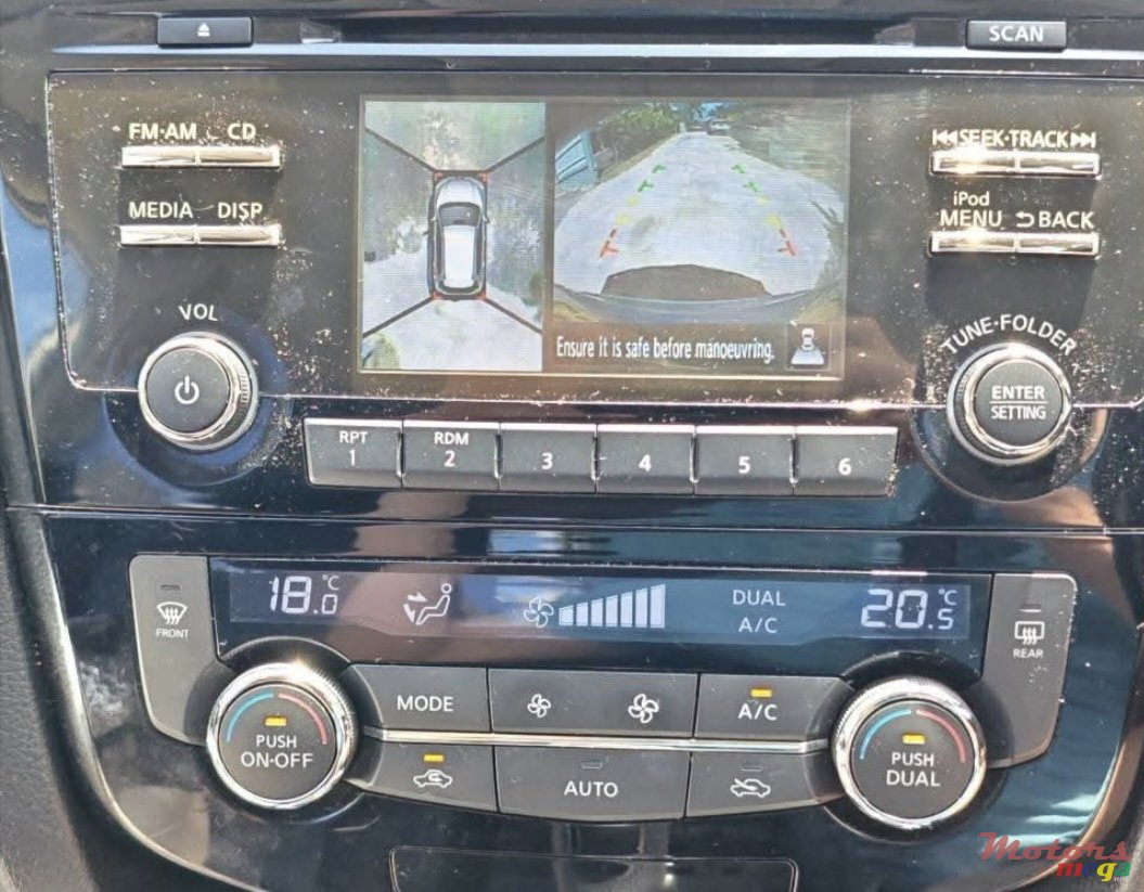 2016' Nissan X-Trail 1998cc automatic full options photo #4